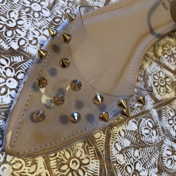 NWT Chic Nude & Clear Flats With Studs - Picture 5 of 13